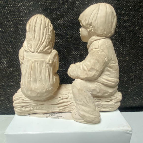 Austin Sculptures “First Love” Figurine - Picture 8 of 16